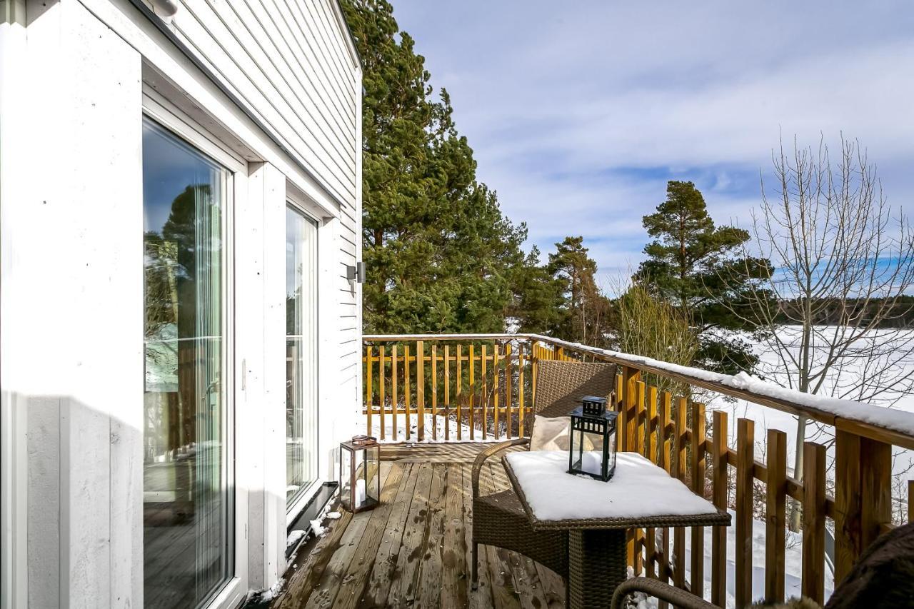 Relaxing Oasis With Jacuzzi - Amazing View & Private Pier Stoccolma